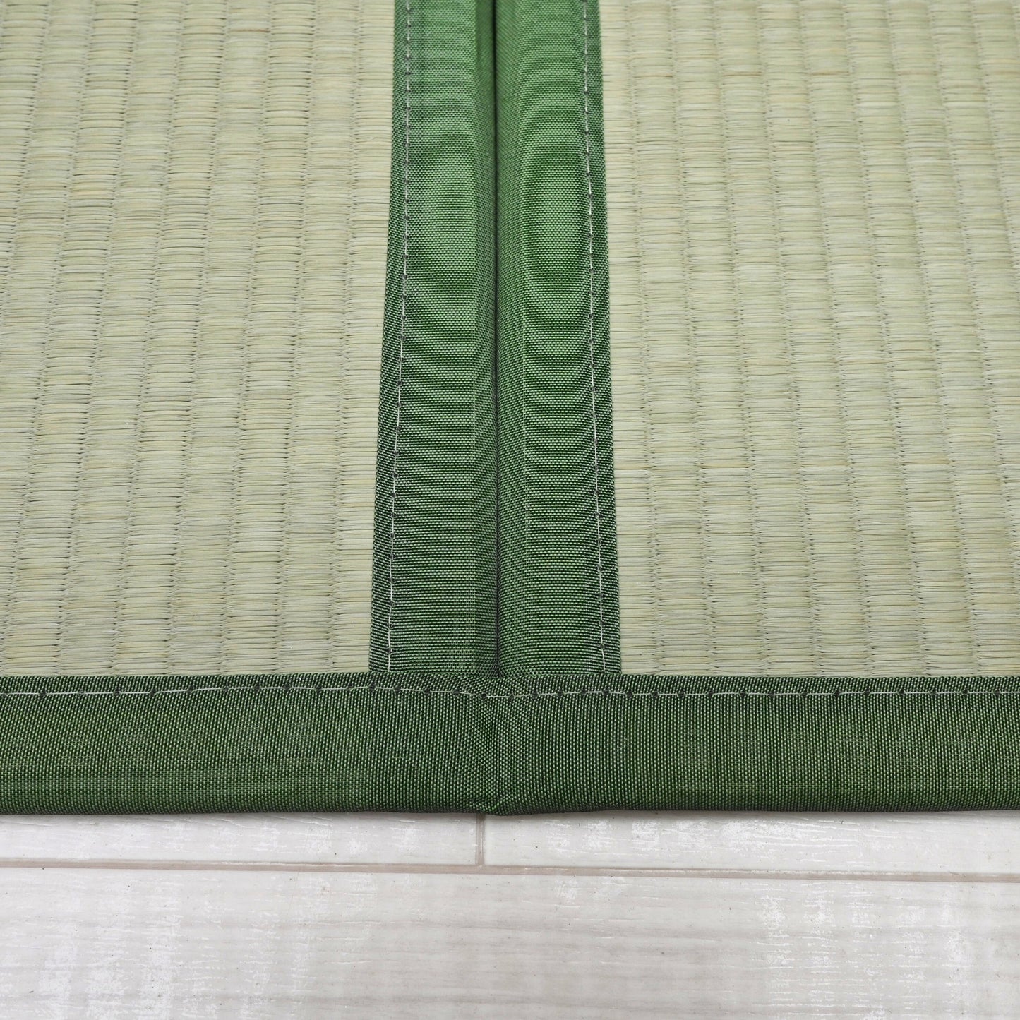 ［アメリカ限定販売］四つ折り畳マットレス（100cm×200cm×1.3cm）