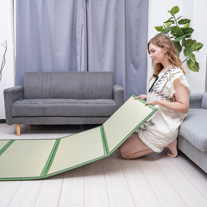 ［アメリカ限定販売］四つ折り畳マットレス（100cm×200cm×1.3cm）