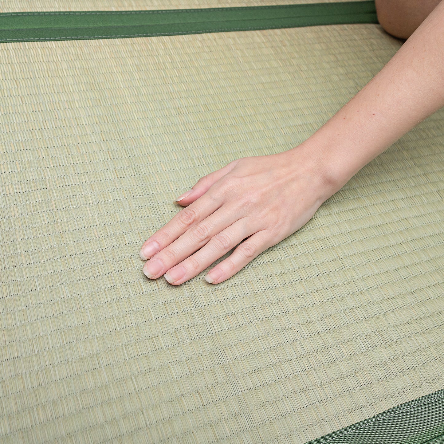 ［アメリカ限定販売］四つ折り畳マットレス（100cm×200cm×1.3cm）