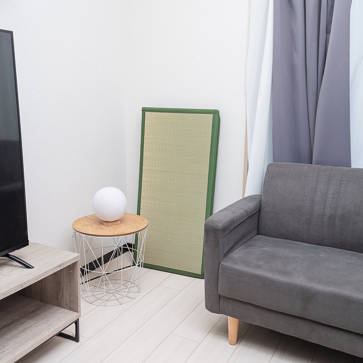 ［アメリカ限定販売］四つ折り畳マットレス（100cm×200cm×1.3cm）